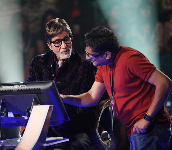 Meet the man behind Big B's BIG words on KBC